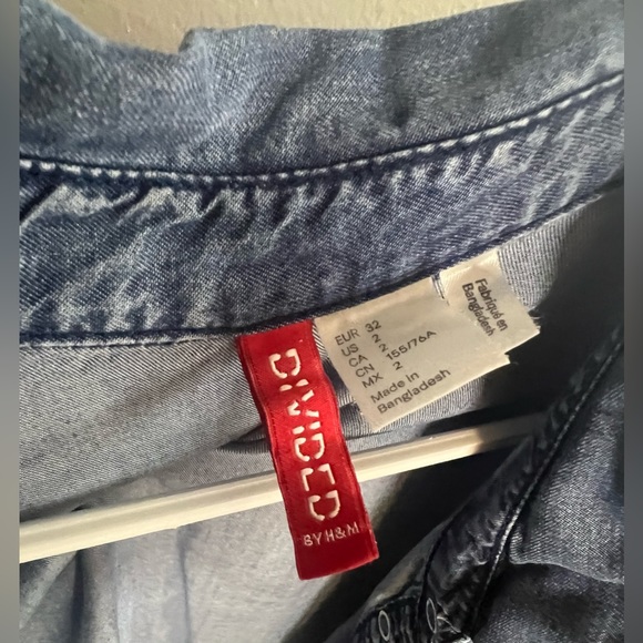 H&M button up, Size 2, blue - Picture 3 of 3